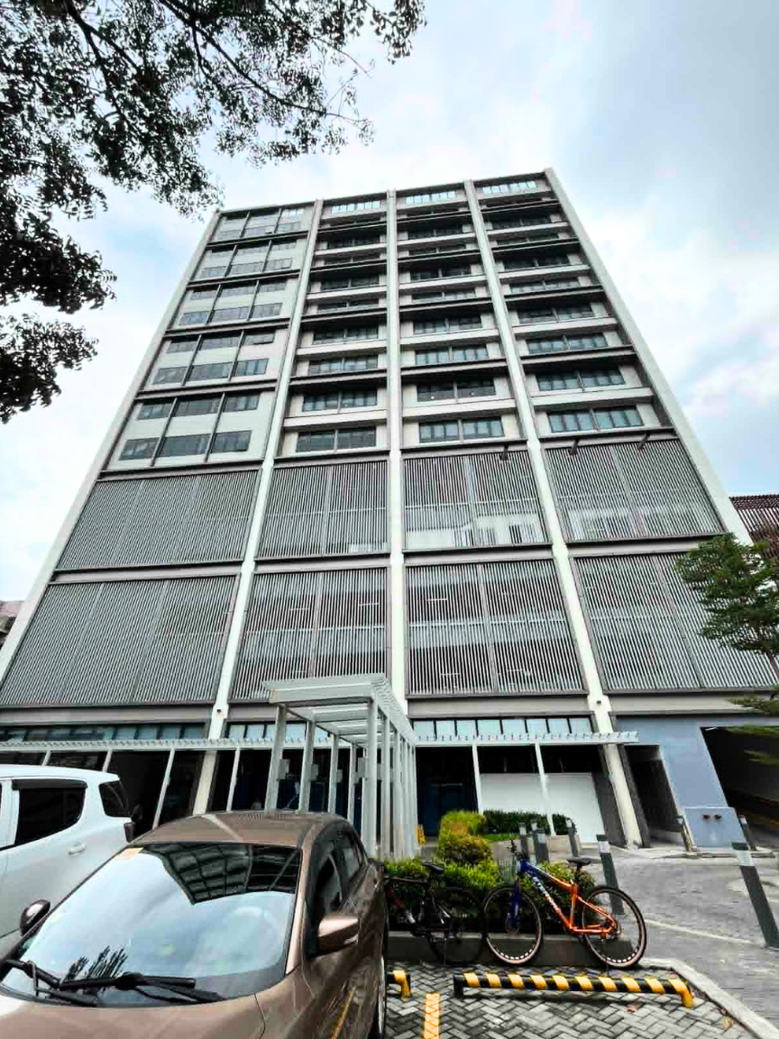 387 Gil Puyat